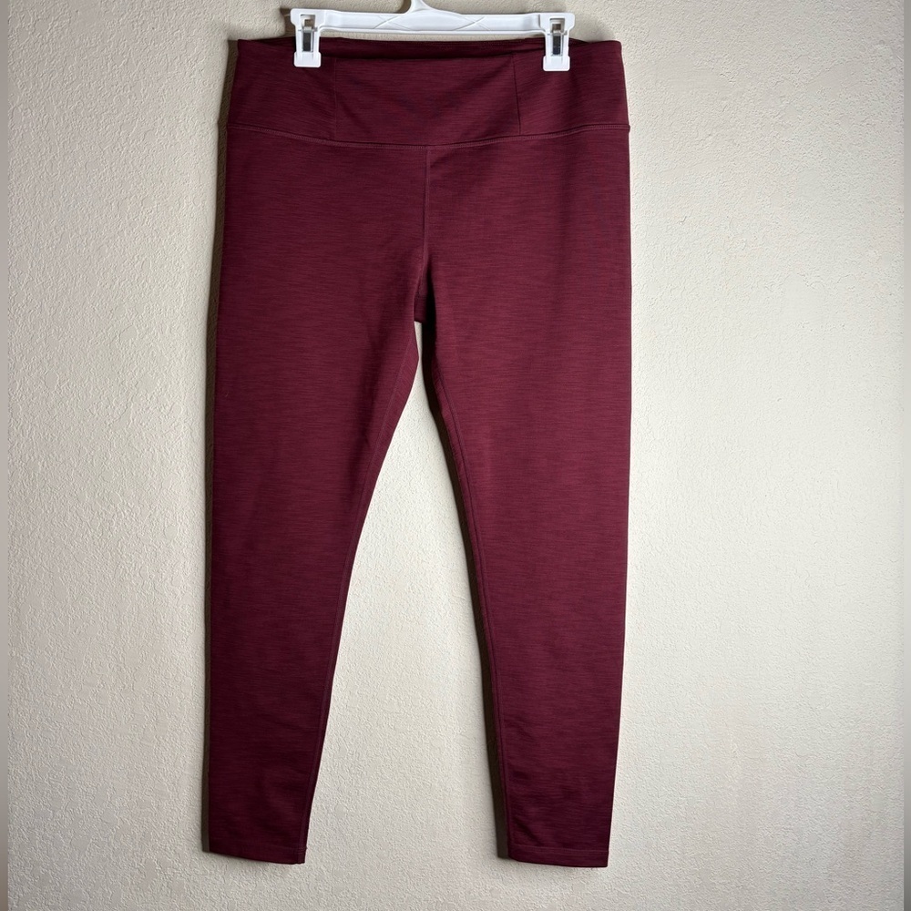 Manduka essential Burgundy Leggings size Extra Large 27”